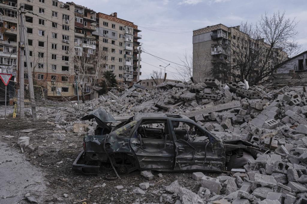 Die ukrainische Stadt Pokrowsk im Gebiet Donezk ist nach monatelangen Kämpfen nur noch eine Ruinenlandschaft. (Archivbild) - Foto: Iryna Rybakova/Ukrainian 93rd Mechanized brigade/AP/dpa