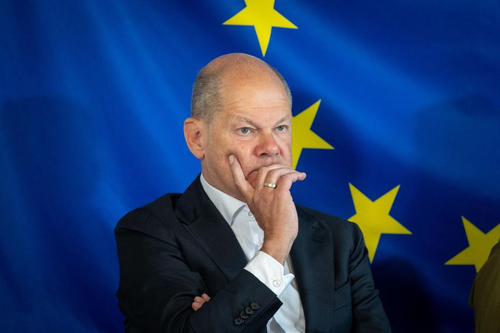 Der geschäftsführende Bundeskanzler Olaf Scholz besucht EU-Projekttag - Foto: Soeren Stache/dpa