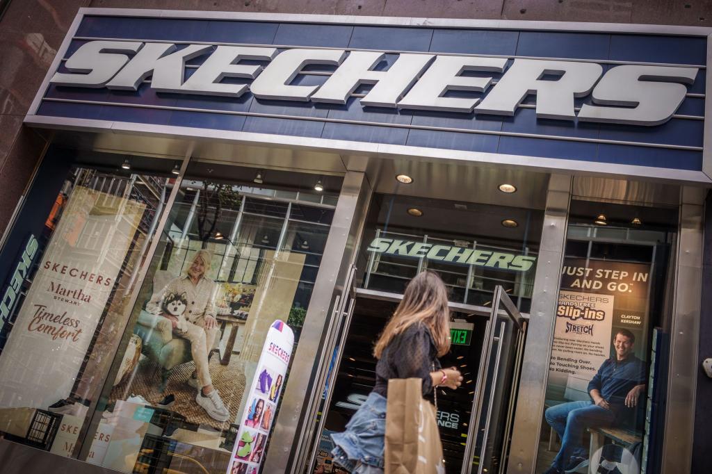 Skechers soll nach der Übernahme die Börse verlassen. (Archivbild) - Foto: Michael Kappeler/dpa