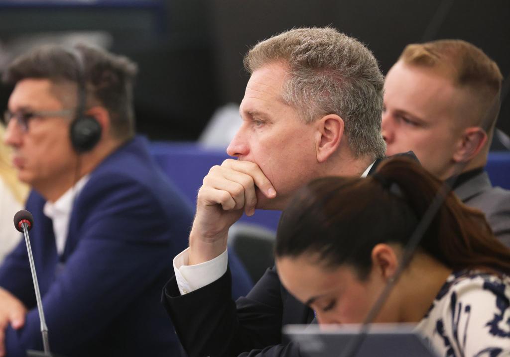 Der AfD-Politiker Petr Bystron selbst weist die Vorwürfe gegen ihn vehement zurück. (Archivbild) - Foto: Philipp von Ditfurth/dpa