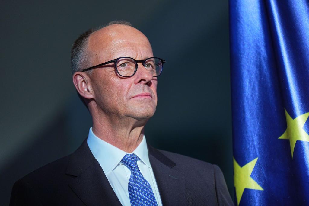 Der neue Kanzler Merz will die «europapolitische Sprachlosigkeit» Deutchlands beenden. - Foto: Michael Kappeler/dpa