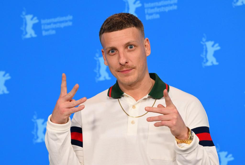 Comedian und Podcaster Felix Lobrecht. (Archivbild) - Foto: Jens Kalaene/dpa