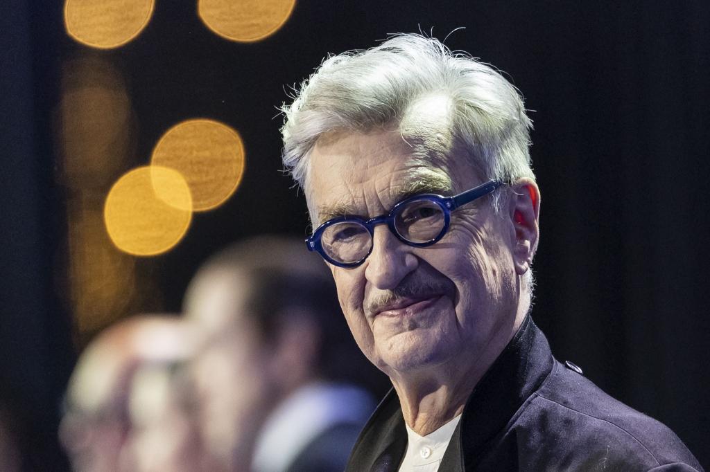 Wim Wenders wird im August 80. (Archivbild) - Foto: Michael Buholzer/KEYSTONE/dpa