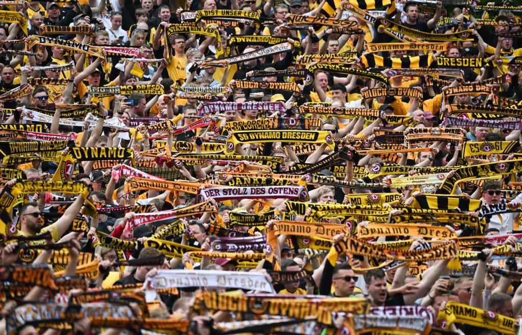 Dynamo Dresden kehrt in die 2. Liga zurück. - Foto: Robert Michael/dpa