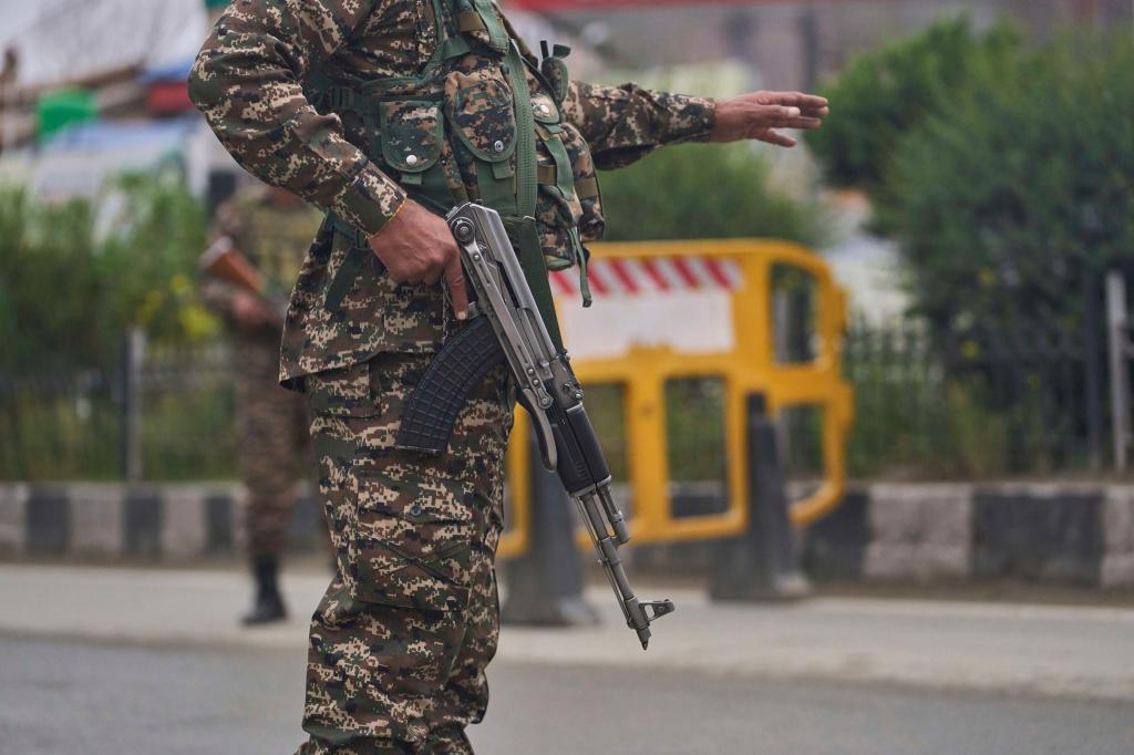Eine Waffenruhe zwischen Indien und Pakistan wurde vereinbart - aber wird sie auch halten? - Foto: Dar Yasin/AP/dpa