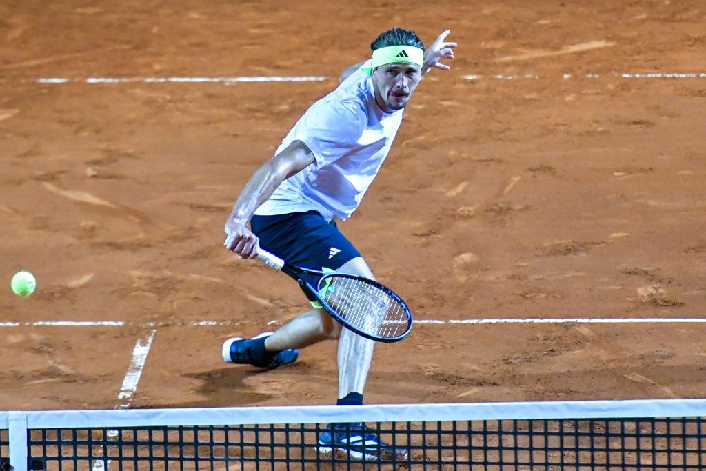 Alexander Zverev steht beim Turnier in Rom im Achtelfinale. - Foto: Andrea Rosito/Ipa Sport / Ipa-Ag/LiveMedia-IPA/ZUMA Press Wire/dpa