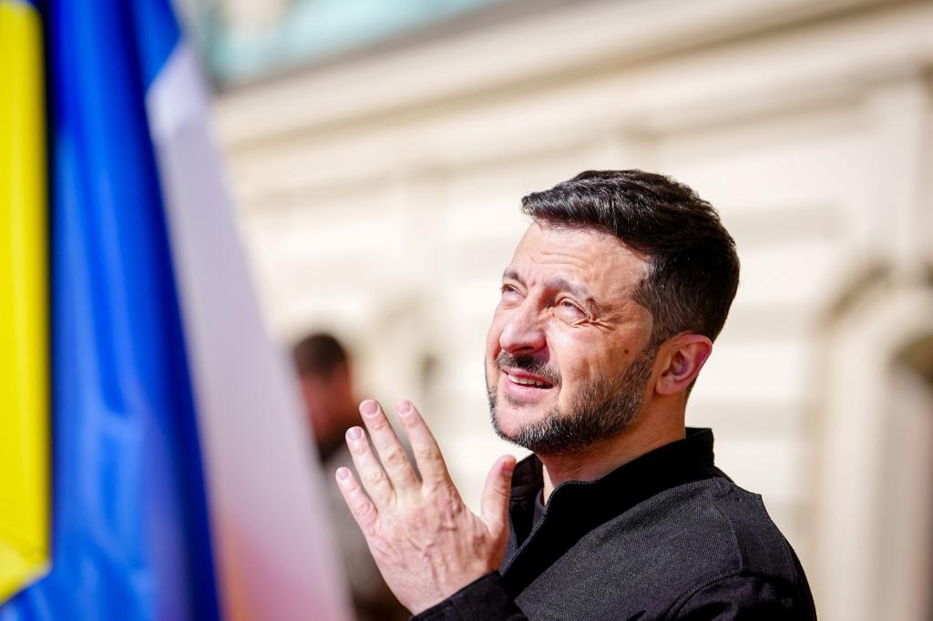 Selenskyj will sich persönlich mit Putin treffen. (Archivbild) - Foto: Kay Nietfeld/dpa
