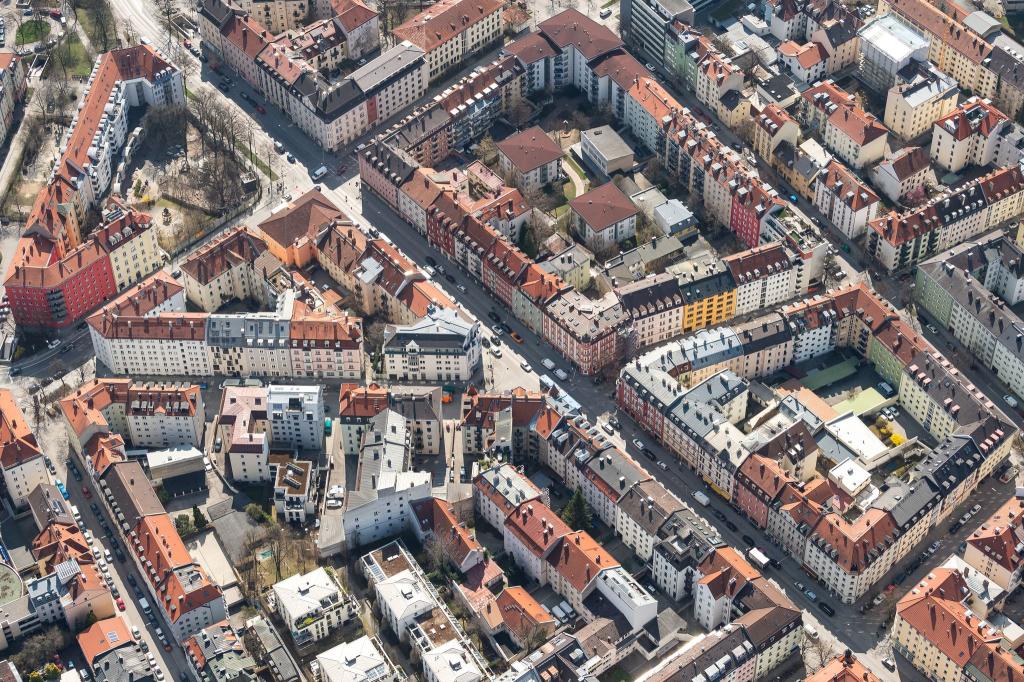 Die Immobilienpreise ziehen wieder stark an wie hier in München (Archivbild) - Foto: Sina Schuldt/dpa