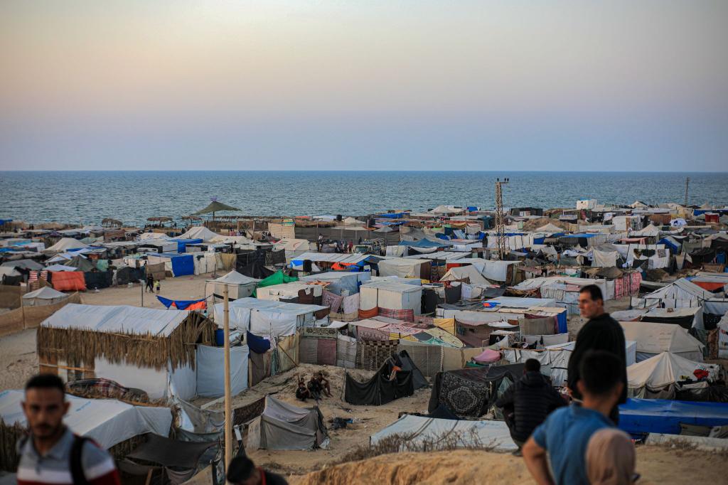 Im Gazastreifen ist praktisch die gesamte Bevölkerung vertrieben (Archivbild). - Foto: Rizek Abdeljawad/XinHua/dpa
