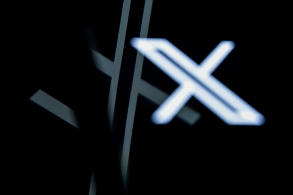 Wird in der EU gegen X geklagt, muss das nach Einschätzung eines Berliner Richters nicht am Unternehmenssitz in Irland erfolgen. - Foto: Jennifer Brückner/dpa