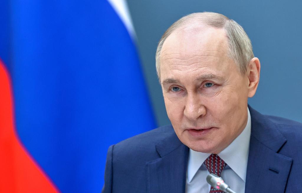 Kremlchef Putin lässt weiter die gesamte Welt auf sein Kommen warten. (Archivbild) - Foto: Alexander Kazakov/Pool Sputnik Kremlin/AP/dpa