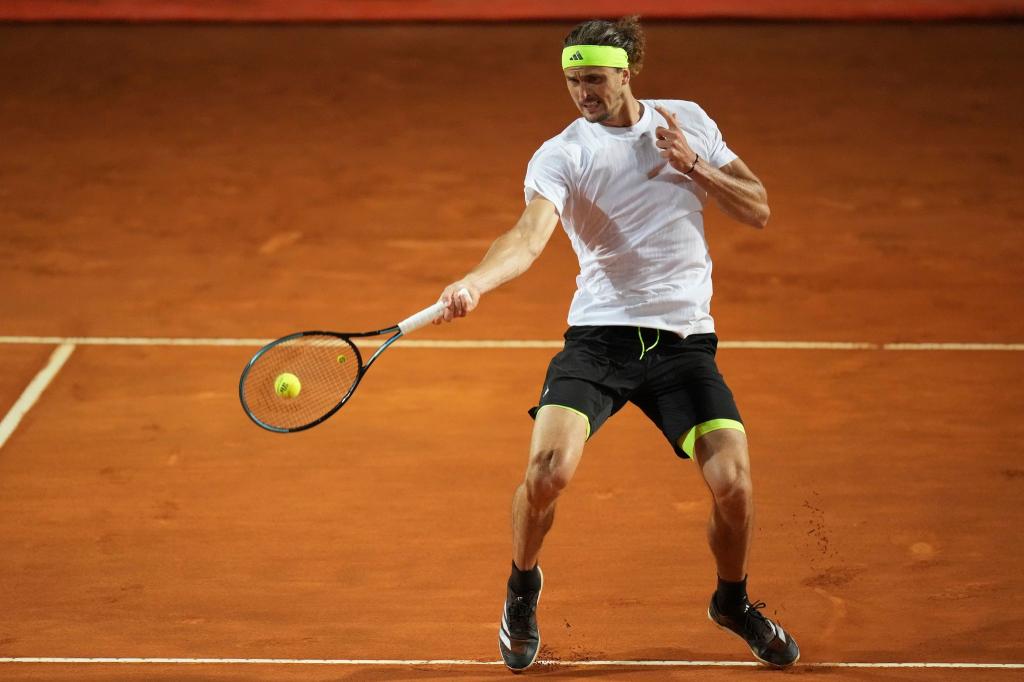 Alexander Zverev spielt überraschend doch am Hamburger Rothenbaum. - Foto: Alessandra Tarantino/AP/dpa