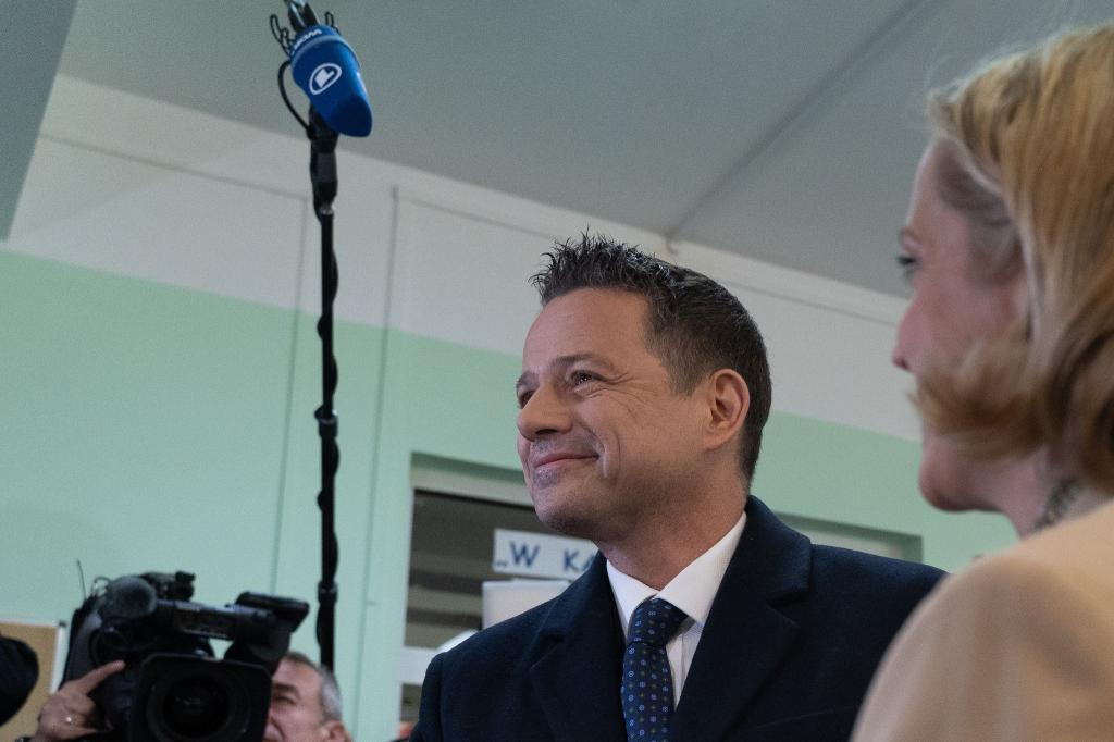Der Warschauer Oberbürgermeister Rafal Trzaskowski muss im Rennen um die Präsidentschaft in die Stichwahl. - Foto: Marek Antoni Iwanczuk/SOPA Images via ZUMA Press Wire/dpa