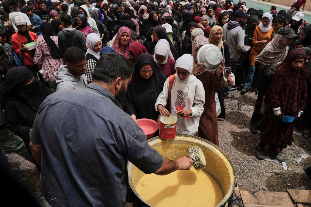 International wurden immer wieder Appelle an Israel gerichtet, die Blockade humanitärer Hilfslieferungen aufzuheben. (Archivbild) - Foto: Abdel Kareem Hana/AP/dpa