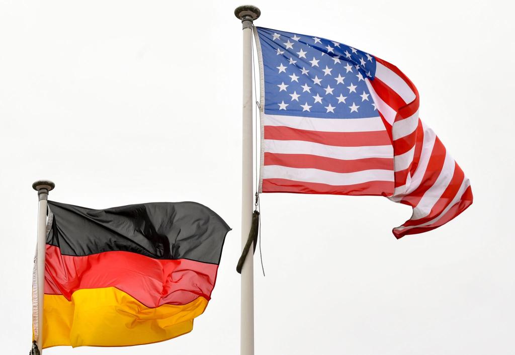Erneut gewaltiger deutscher Exportüberschuss im Handel mit den USA (Symbolbild) - Foto: Jens Kalaene/dpa-Zentralbild/dpa