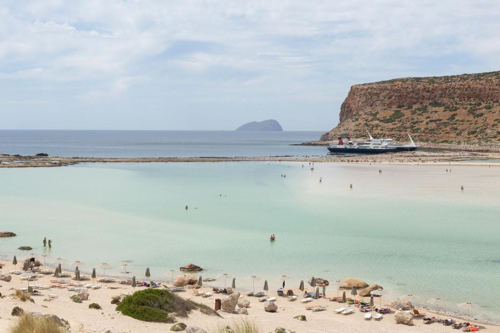 Immer wieder mal Erdbeben: Urlaubsinsel Kreta. (Archivbild) - Foto: Socrates Baltagiannis/dpa