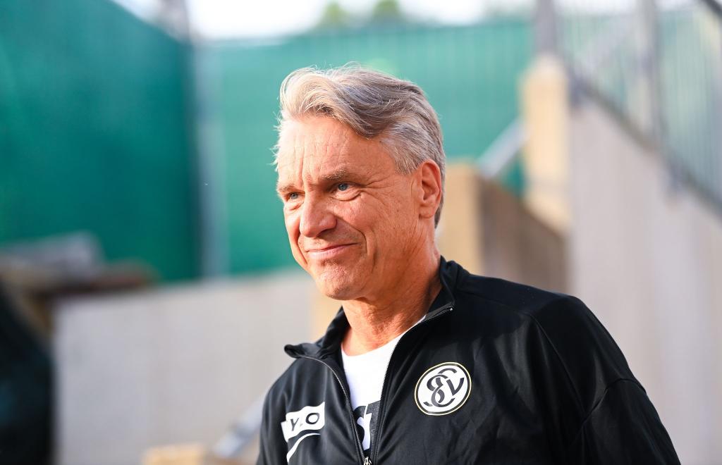 Kommt nun Horst Steffen an die Weser? - Foto: Silas Schüller/DEFODI Images/dpa