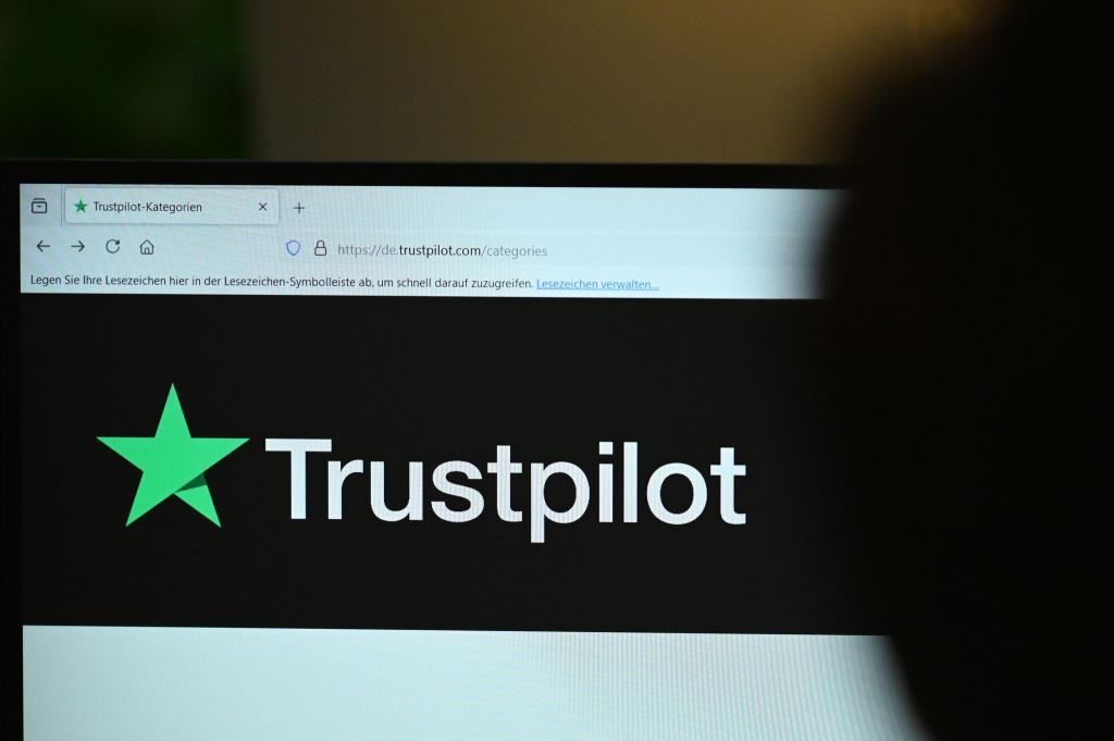 Die Wettbewerbszentrale wirft Trustpilot irreführende Angaben vor. (Symbolbild) - Foto: David Hammersen/dpa