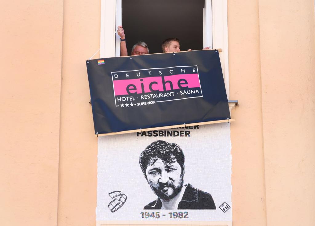 Die Deutsche Eiche war das Stammlokal von Fassbinder. - Foto: Karl-Josef Hildenbrand/dpa