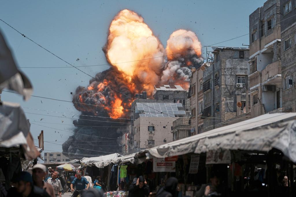 Vorerst geht der Krieg in Gaza weiter. - Foto: Jehad Alshrafi/AP/dpa