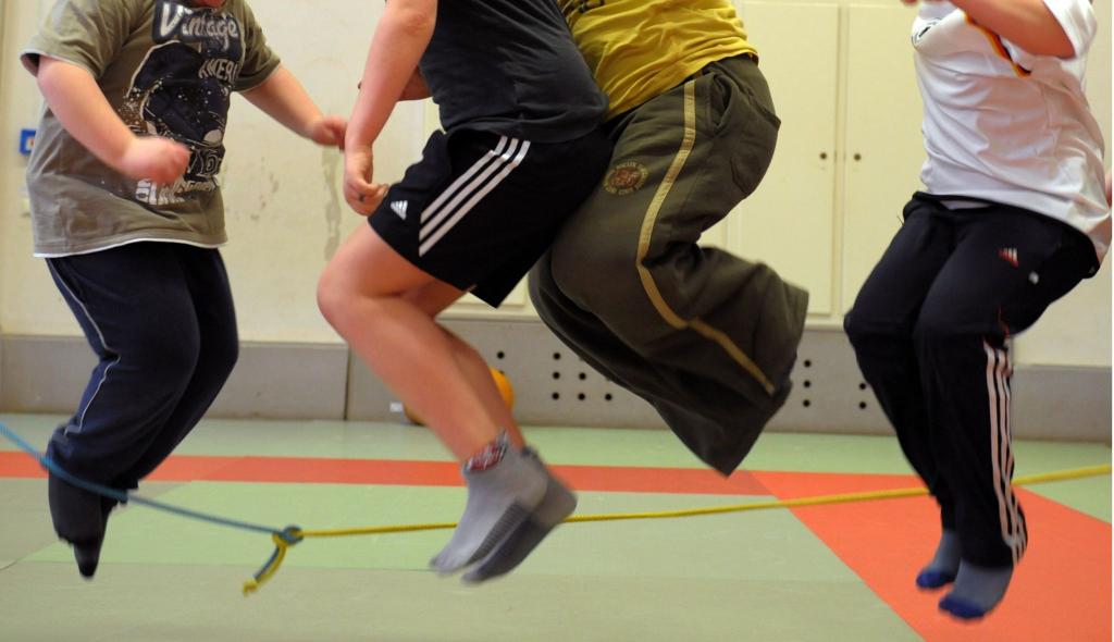 Übergewicht bei Kindern ist kein seltenes Problem. - Foto: Waltraud Grubitzsch/dpa-Zentralbild/dpa
