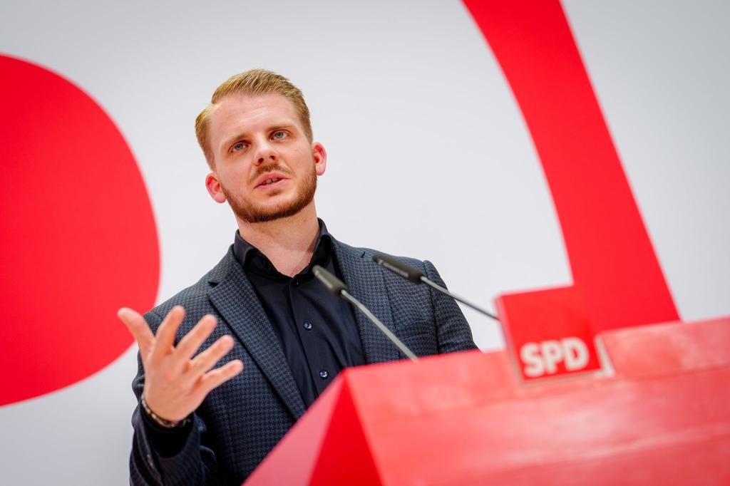Ende Juni soll Tim Klüssendorf zum SPD-Generalsekretär gewählt werden. - Foto: Kay Nietfeld/dpa