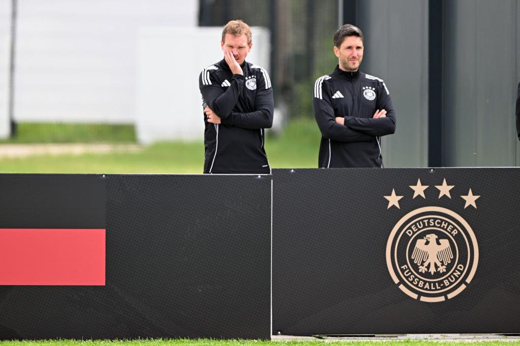 Julian Nagelsmann (l) will mit der Nationalmannschaft ins Finale der Nations League. - Foto: Federico Gambarini/dpa