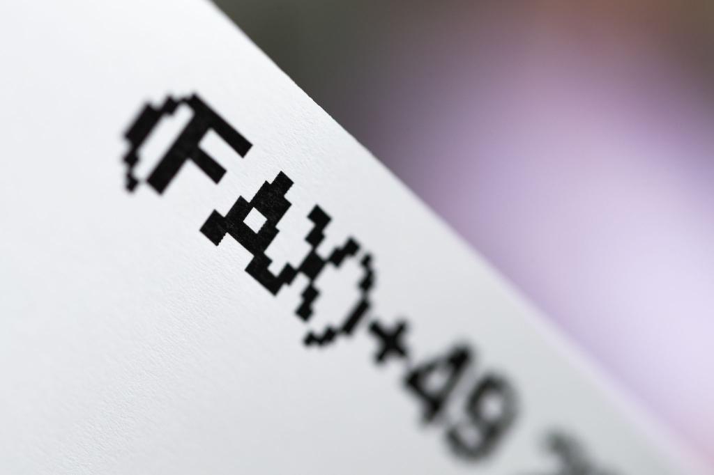 Die Fax-Nutzung war zuletzt stark rückläufig. (Symbolbild) - Foto: Rolf Vennenbernd/dpa
