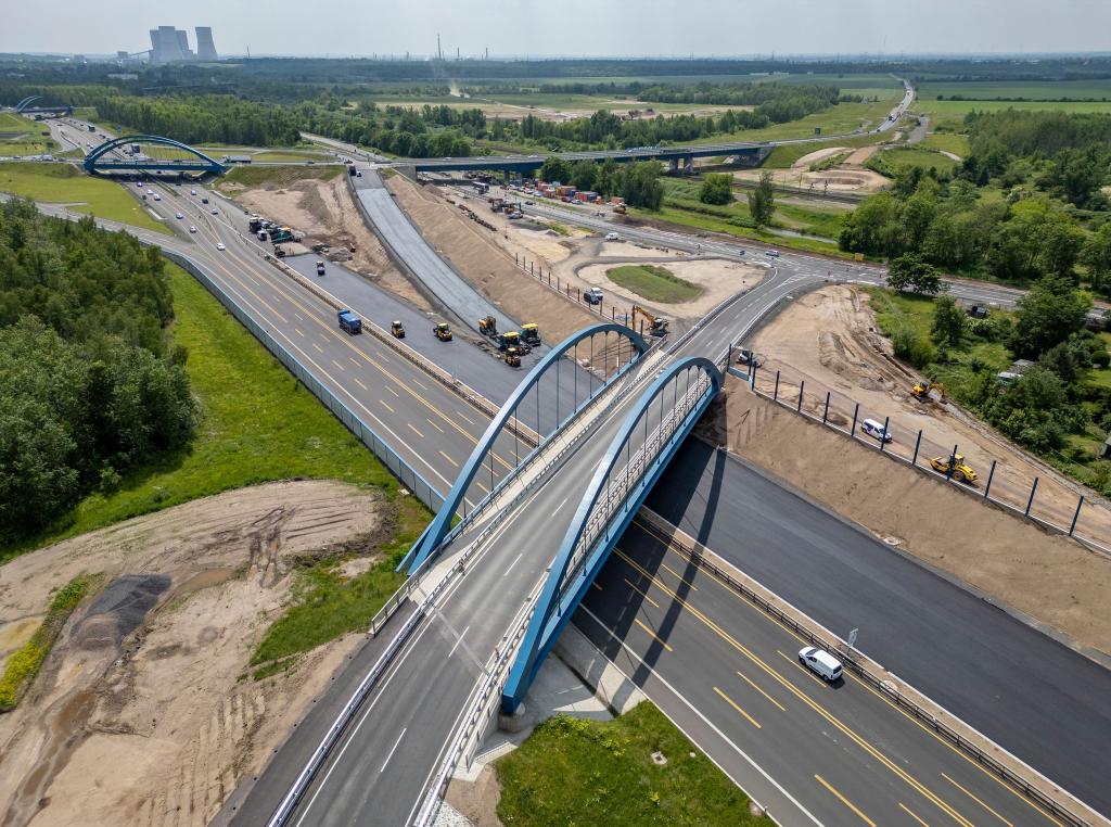 Mit Milliardenkrediten soll die Infrastruktur saniert werden. (Illustration) - Foto: Jan Woitas/dpa