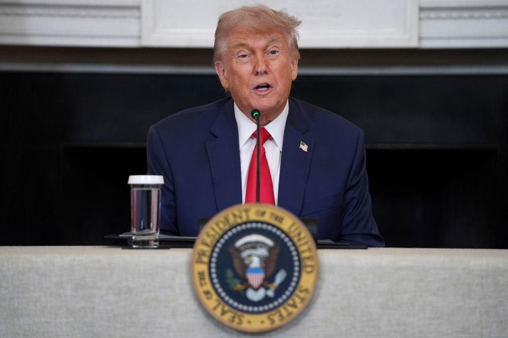 Trump hat sich für ein drastisches Vorgehen in Kalifornien entschieden. - Foto: Evan Vucci/AP/dpa