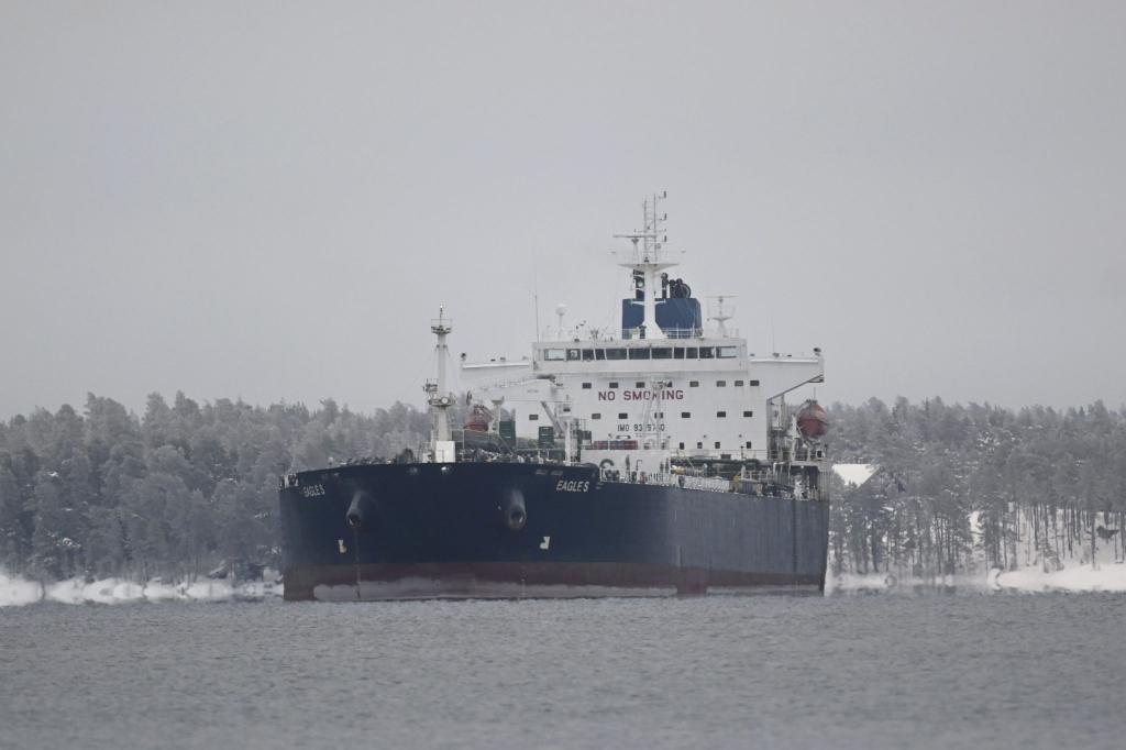 Mit einer Schattenflotte an Tankern versucht Russland die Beschränkungen für seinen Ölexport zu umgehen. (Archivbild) - Foto: Vesa Moilanen/Lehtikuva/dpa