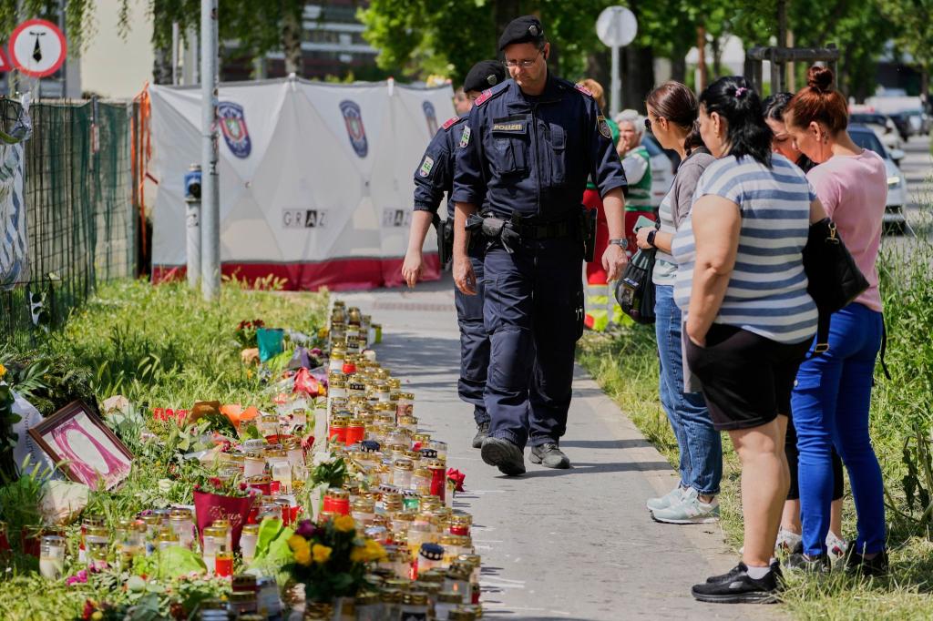 Die Behörden geben weitere Einzelheiten zum Amokläufer bekannt. - Foto: Darko Bandic/AP/dpa