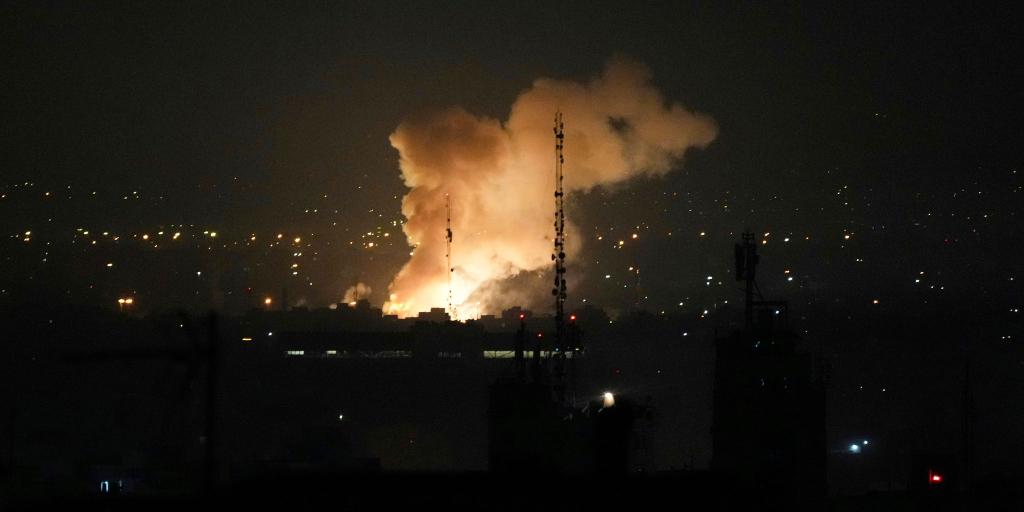 Israel hat den Iran angegriffen. - Foto: Vahid Salemi/AP/dpa