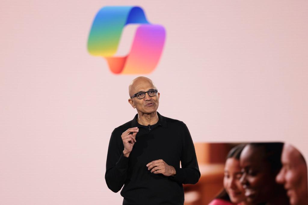 Microsoft-Che Satya Nadella hat eine Initiative vorgestellt, mit der Kunden in Europa ihre Daten besser abschotten können (Archivfoto). - Foto: Jason Redmond/AP/dpa