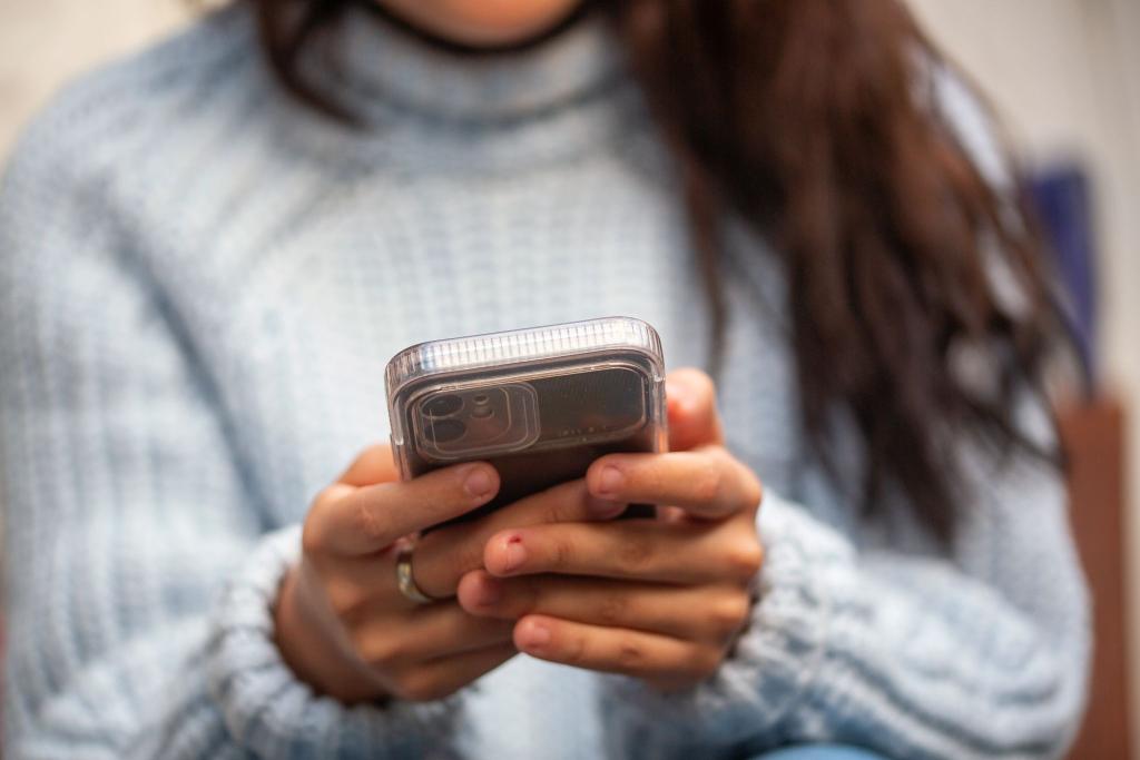 Viele Verbraucher haben im vergangenen Jahr persönlich einen Sicherheitsvorfall im Netz erlebt. (Symbolbild) - Foto: Fernando Gutierrez-Juarez/dpa