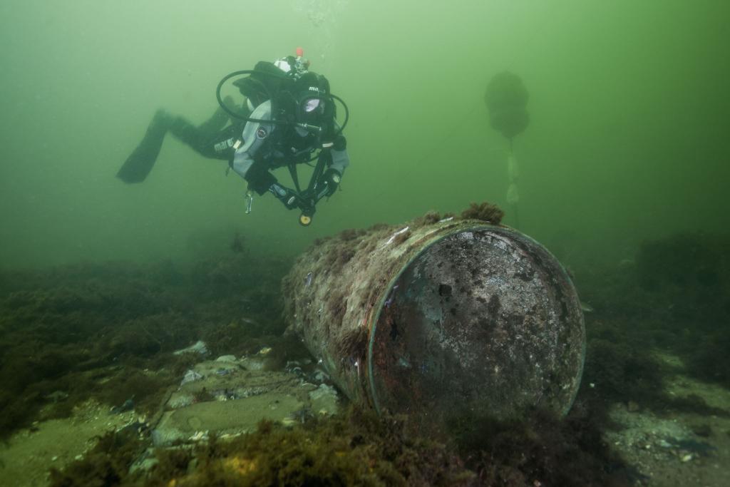 Für den Experten Jens Greinert ist eine Bergung der Munitionsaltlasten aus den küstennahen Ostseegewässern in Deutschland bis Ende der 2040er Jahre möglich. (Symbolbild) - Foto: Jana Ulrich/Forschungstauchzentrum CAU Kiel/dpa