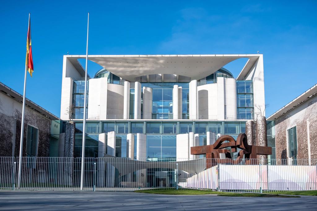 Am Nachmittag wollen sich die Ministerpräsidenten mit Bundeskanzler Merz treffen. (Archivbild) - Foto: Michael Kappeler/dpa