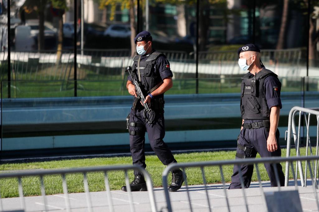 Beobachter fordern mehr Präventionsmaßnahmen gegen Rechtsextremismus in Portugal. (Archivfoto) - Foto: Armando Franca/AP/dpa