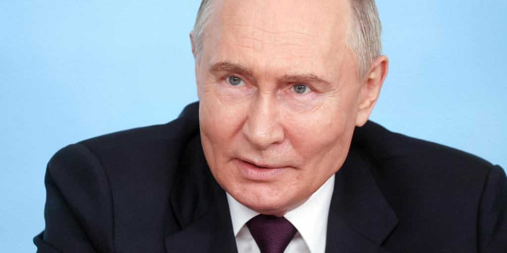 Der russische Präsident Wladimir Putin antwortet auf Fragen von Vertretern von Weltnachrichtenagenturen. (Archivbild) - Foto: Valentina Pevtsova/Pool Sputnik Kremlin/AP/dpa