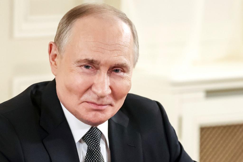 Dass er zweifacher Großvater ist, hatte Putin bereits früher erwähnt - ohne Namen oder Alter der Enkel zu nennen. - Foto: Vyacheslav Prokofyev/Pool Sputnik Kremlin/AP/dpa
