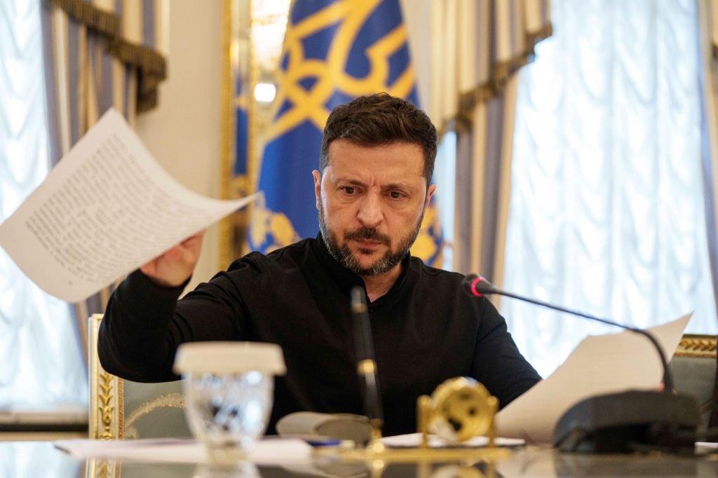 Präsident Selenskyj hat einen neuen Generalstaatsanwalt in der Ukraine ernannt. (Archivbild) - Foto: Evgeniy Maloletka/AP/dpa