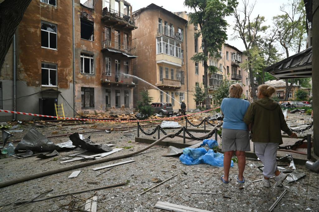 Die südukrainische Region Odessa ist immer wieder Ziel russischer Raketen- und Drohnenangriffe. (Archivbild) - Foto: Michael Shtekel/AP/dpa