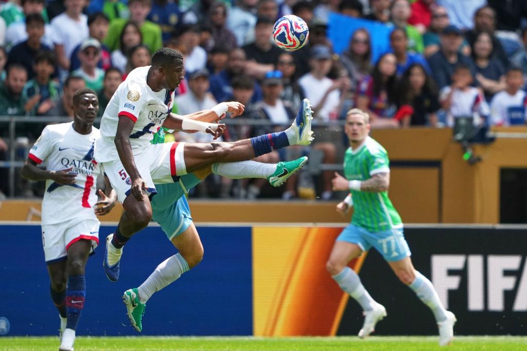 Paris Saint-Germain hat das Achtelfinale der Club-WM erreicht. - Foto: Lindsey Wasson/AP/dpa