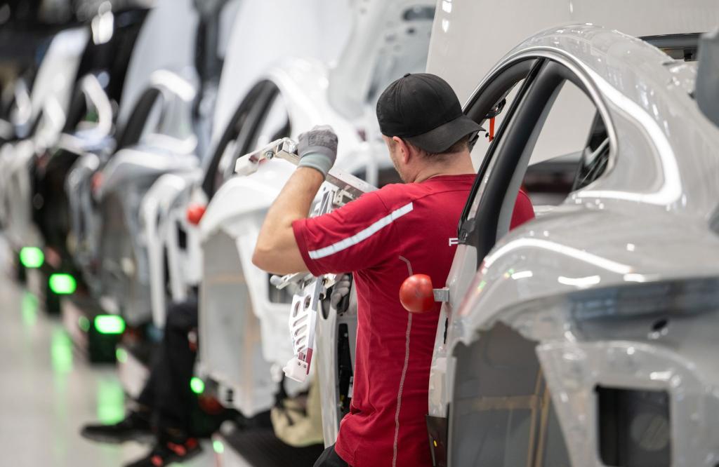 Führende Unternehmen der Automobilbranche möchten dem Vormarsch von Tech-Konzernen wie Google in der Automobilherstellung entgegentreten. (Archivbild) - Foto: Marijan Murat/dpa