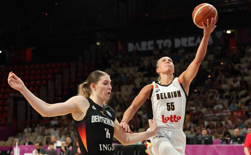 Luisa Geiselsöder und Co. waren gegen Belgien ohne Chance. - Foto: Virginie Lefour/Belga/dpa
