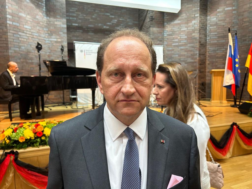 Botschafter Alexander Graf Lambsdorff wurde im Streit um die Behandlung russischer Korrespondenten in Deutschland ins russische Außenministerium einbestellt. (Archivbild) - Foto: Ulf Mauder/dpa