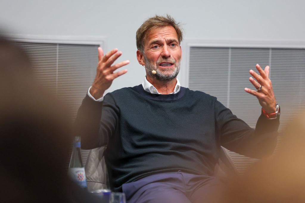 Jürgen Klopp spricht über seine damalige Entscheidung pro Liverpool. - Foto: Jan Woitas/dpa