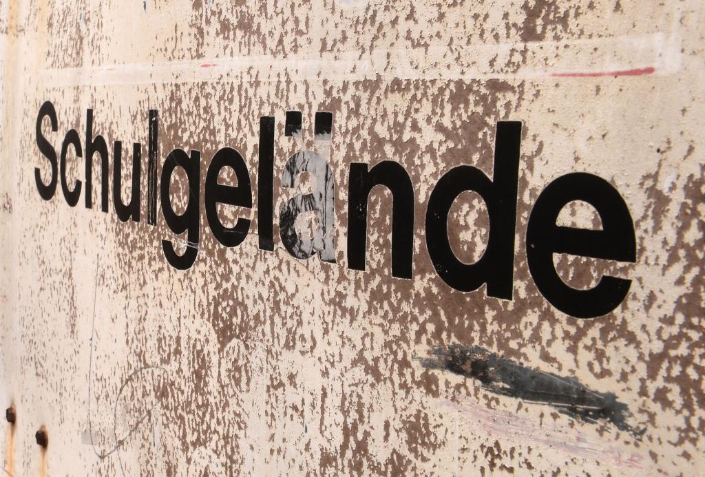 Kommunen sehen größten Investitionsrückstand bei Schulgebäuden (Symbolbild) - Foto: Hendrik Schmidt/dpa-Zentralbild/dpa