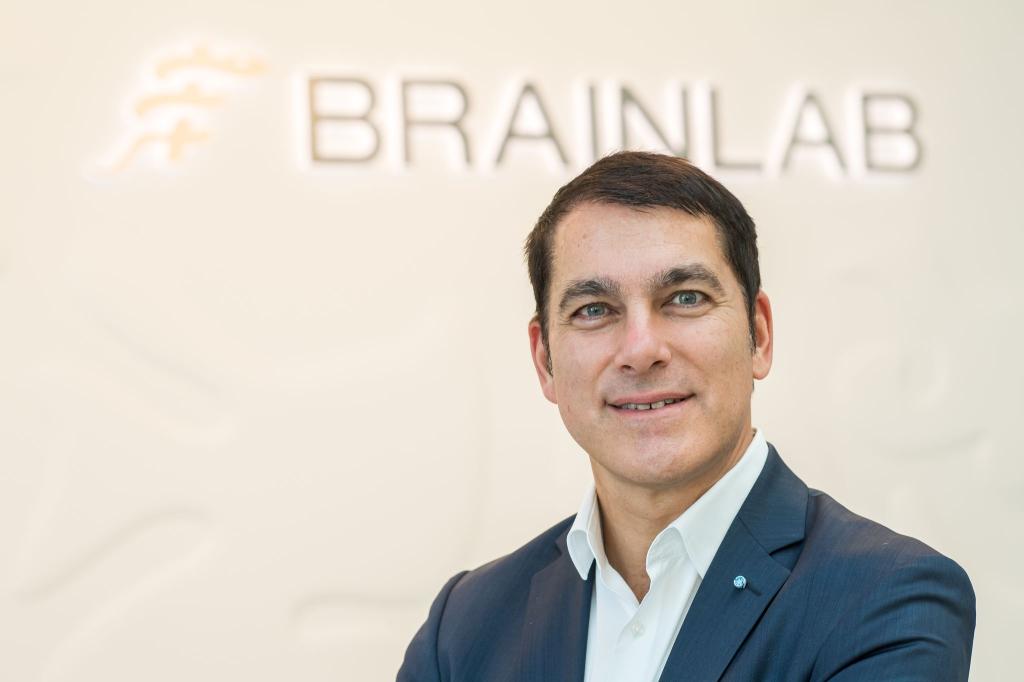 Brainlab-Gründer Stefan Vilsmeier im Jahr 2021. Nun hat das Unternehmen seinen Börsengang kurzfristig abgeblasen. (Archiv) - Foto: Peter Kneffel/dpa