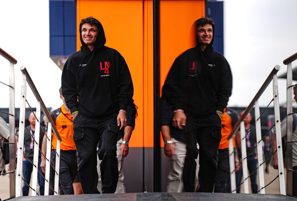 Schnellster des Trainingstags in Silverstone: McLaren-Fahrer Lando Norris. - Foto: David Davies/PA Wire/dpa
